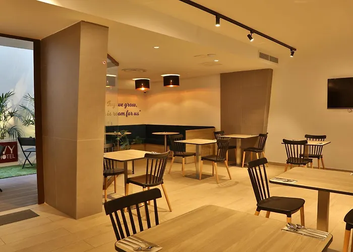 Ivy Hotel - Adults Only